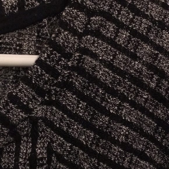 NWT Umgee M Black Grey Ivory w/ lace trim - Picture 5 of 6